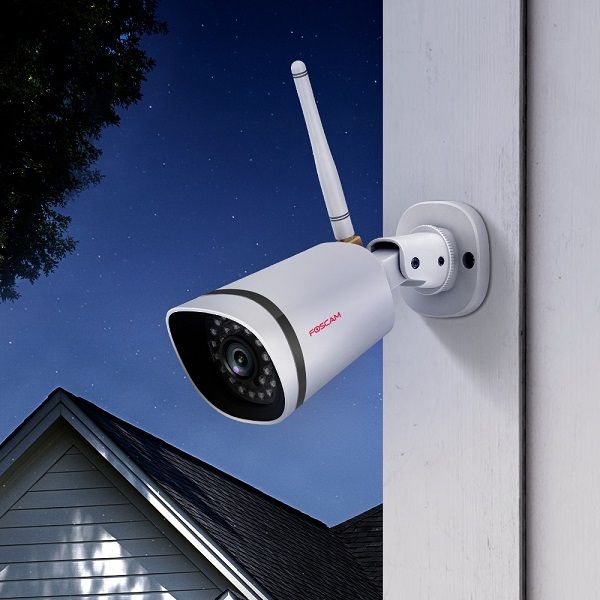 Foscam FI9910W 2MP WiFi Outdoor IP camera wit